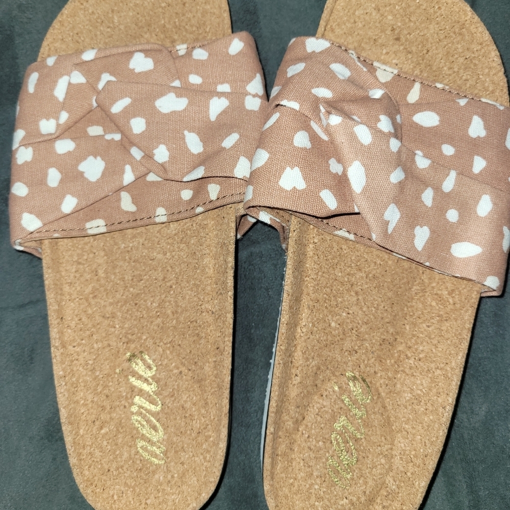 Aerie Women's Tan Slide Sandals